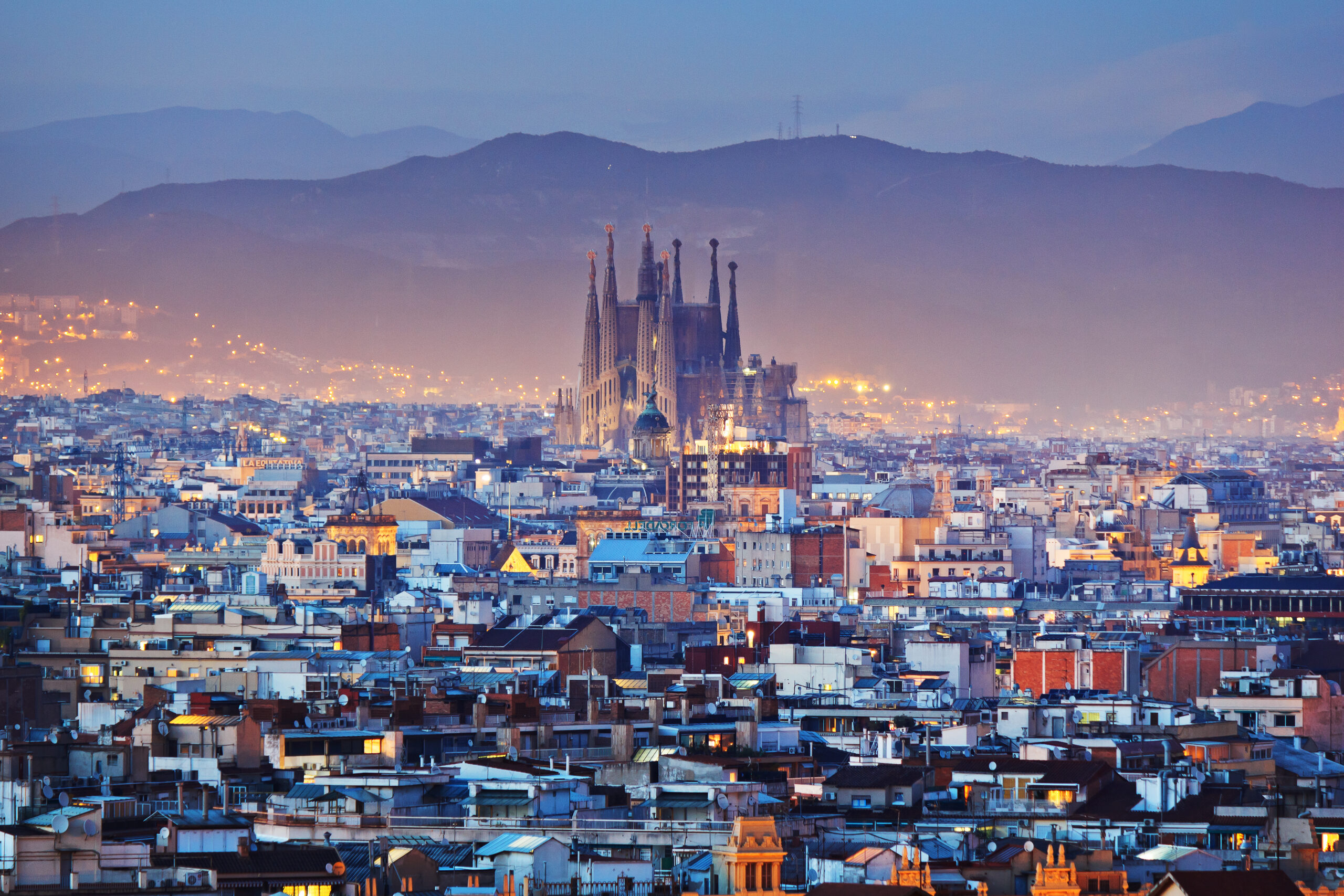 barcelona noca scaled 1